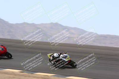 media/Apr-10-2022-SoCal Trackdays (Sun) [[f104b12566]]/Bowl (11am)/